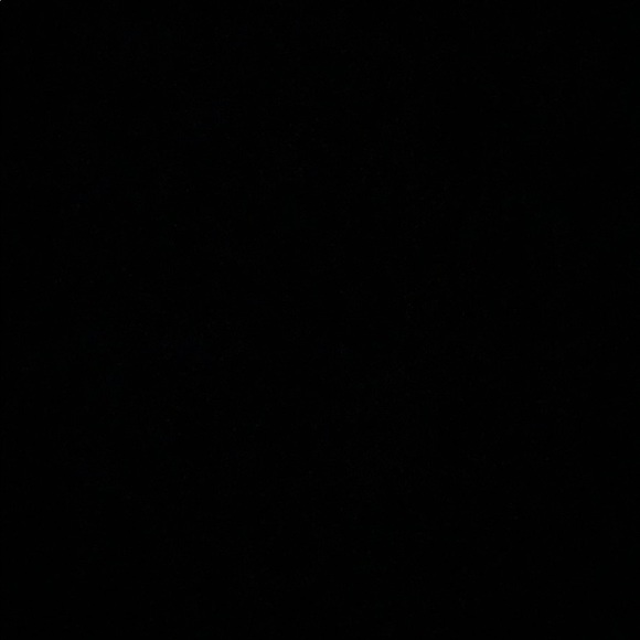 Meet your Posher, Sarah - Picture 1 of 1